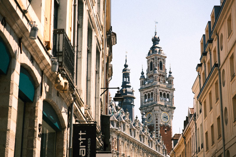 Iconic cobblestone street in Vieux-Lille, perfect for exploring French culture during a homestay immersion