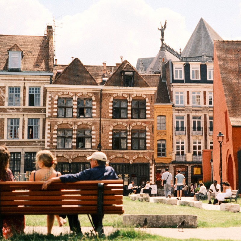 Discover Vieux-Lille, where your French immersion begins Colorful houses and cobblestone streets in Vieux-Lille, perfect setting for a French homestay immersion